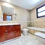 - Sleeps 6 - Pool - Pets Ok - Parking Villa Corralejo